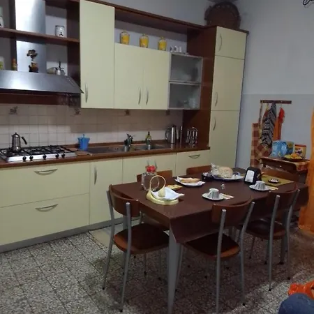 Mont'isoro ゲストハウス *